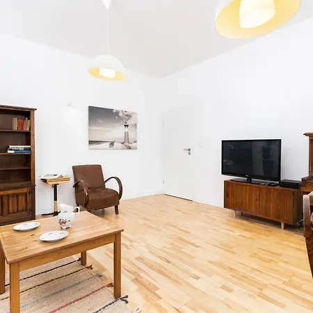 Klimatyczny I Jasny 3city W Gdyni Z Dwiema Sypialniami By Renters غدينيا