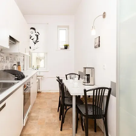 Klimatyczny I Jasny 3city W Gdyni Z Dwiema Sypialniami By Renters Apartment *