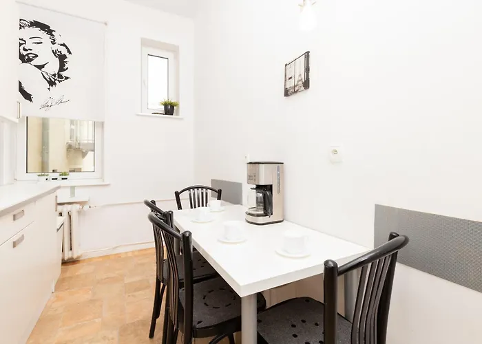 Klimatyczny I Jasny 3city W Gdyni Z Dwiema Sypialniami By Renters